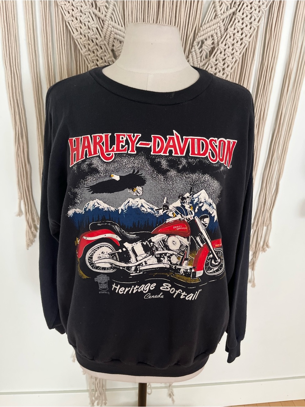Harley-Davidson Vintage Black Crewneck with Red Motorcycle Graphic